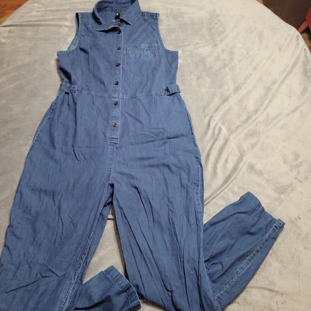 RVCA Jean Jumpsuit Women Small Blue Chambrey Snap Button Full Length Pant Romper